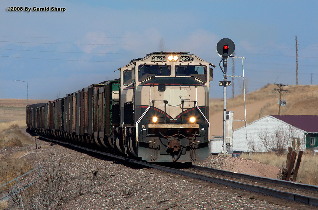 bnsf9626west_near_hudson.jpg