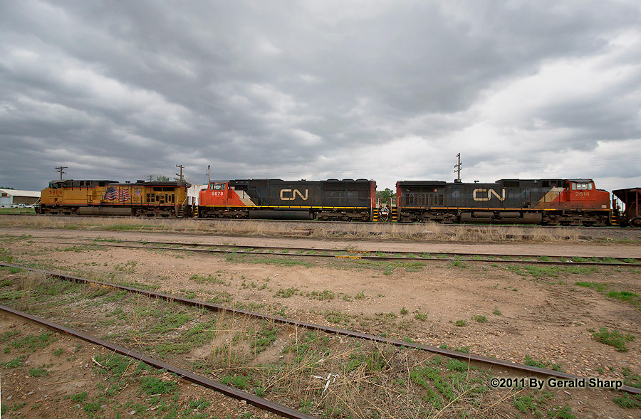 up5905_north_at_platteville.jpg