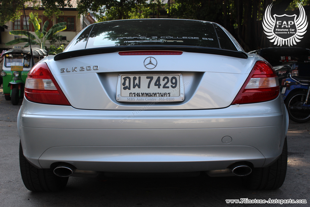 R171 AMG Rear Spoiler.jpg