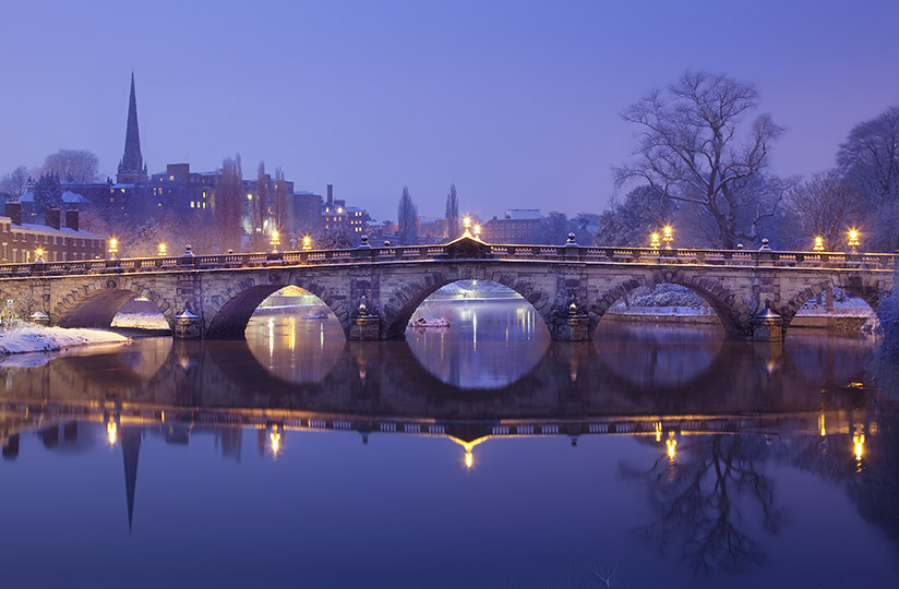 Light is good from whatever lamp it shines - English Bridge