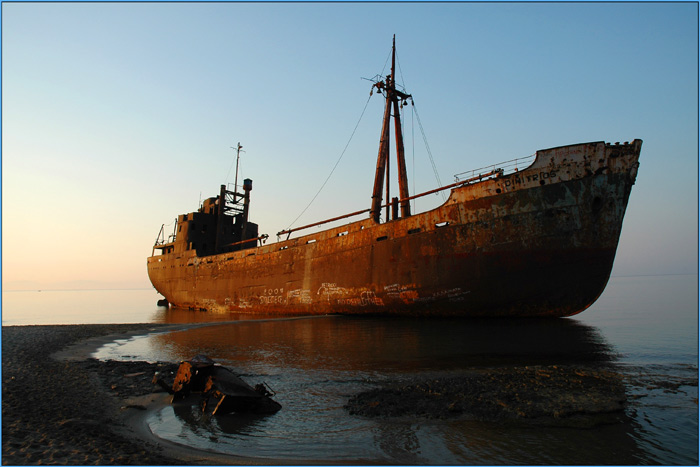 cargo  dimitrios 8
