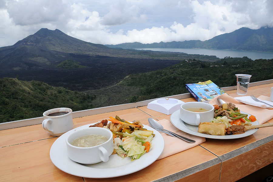 buffet with view of Gunung Batur