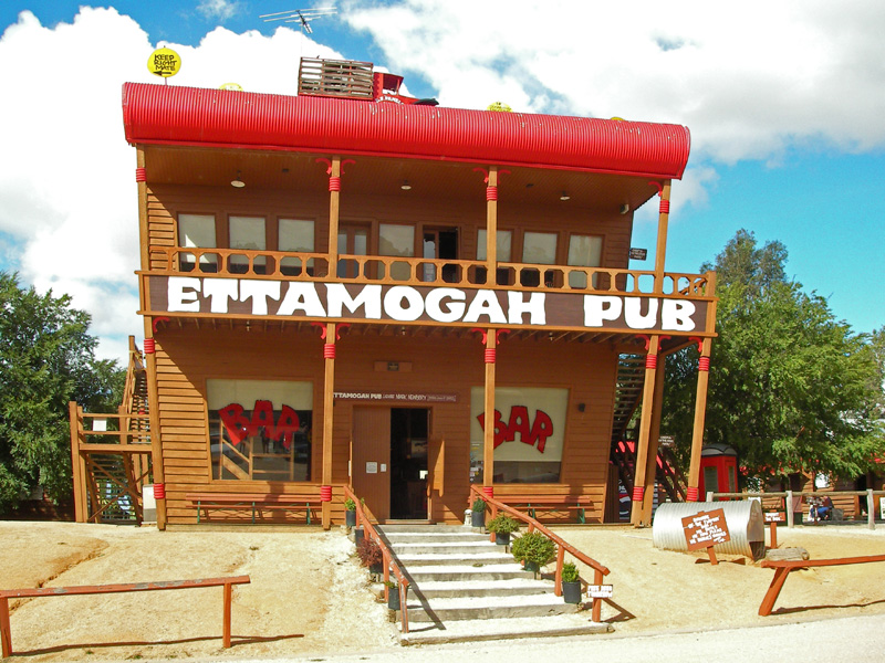 Visiting the Ettamogah Pub