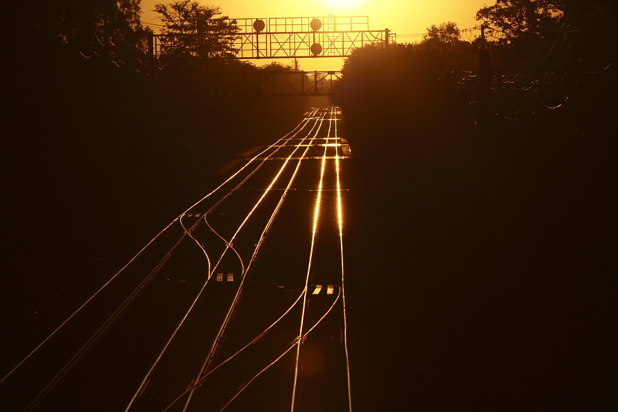 Hinsdale Sunset Glint