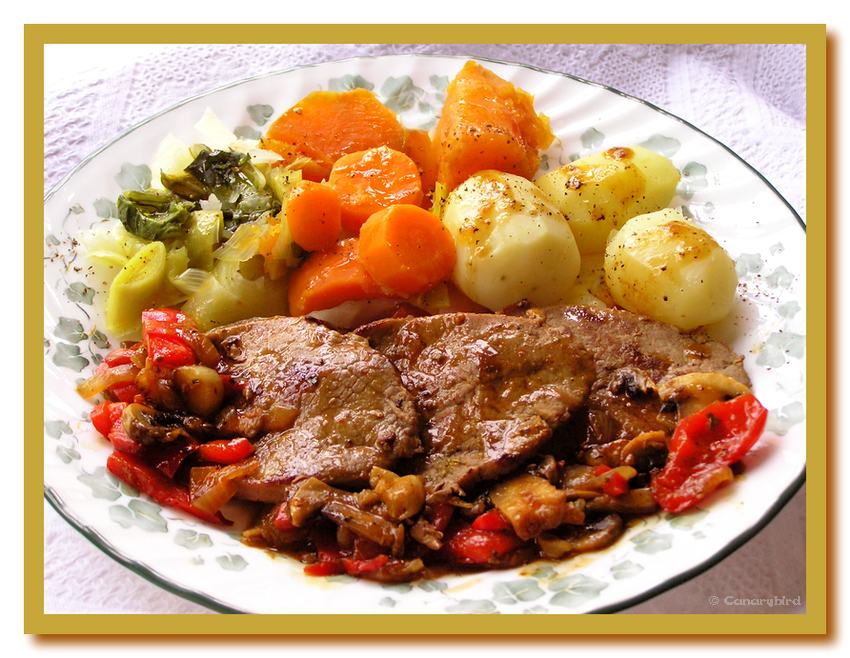 Beef, Peppers, Mushr & Veg.jpg