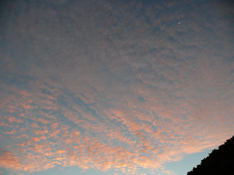 Amanece en el Hacho