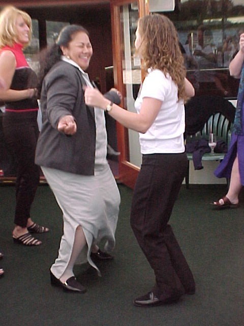 LineDance2.JPG