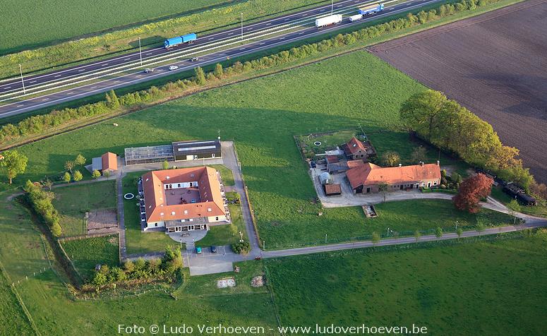 ULVENHOUT (NL)