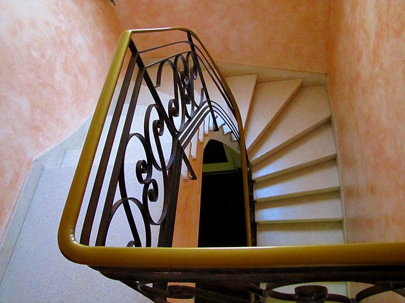 Escalier de lhtel Le Cours