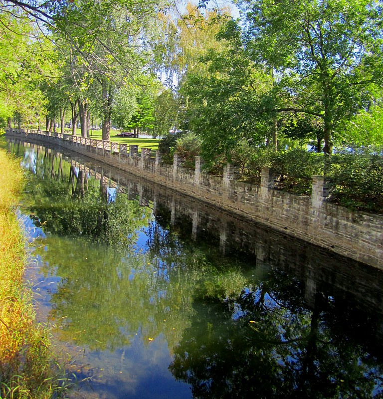 Reflets de canal