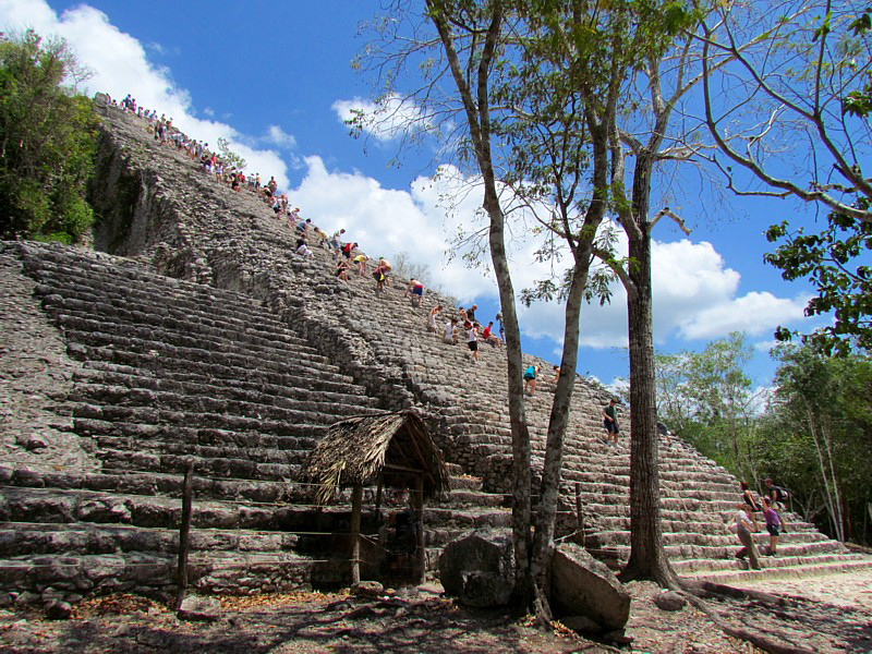 pyramide de Nohoch Mul ,Coba