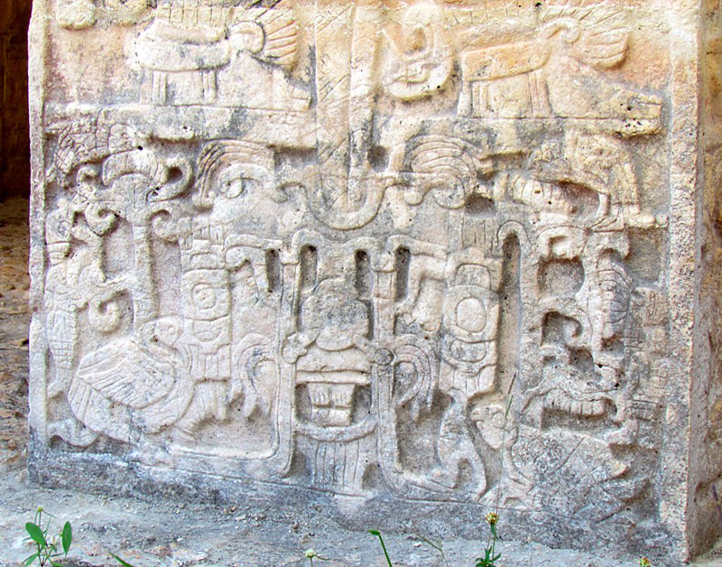 bas-relief du temple des jaguars