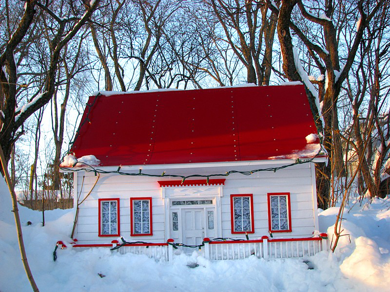 la petite maison rouge