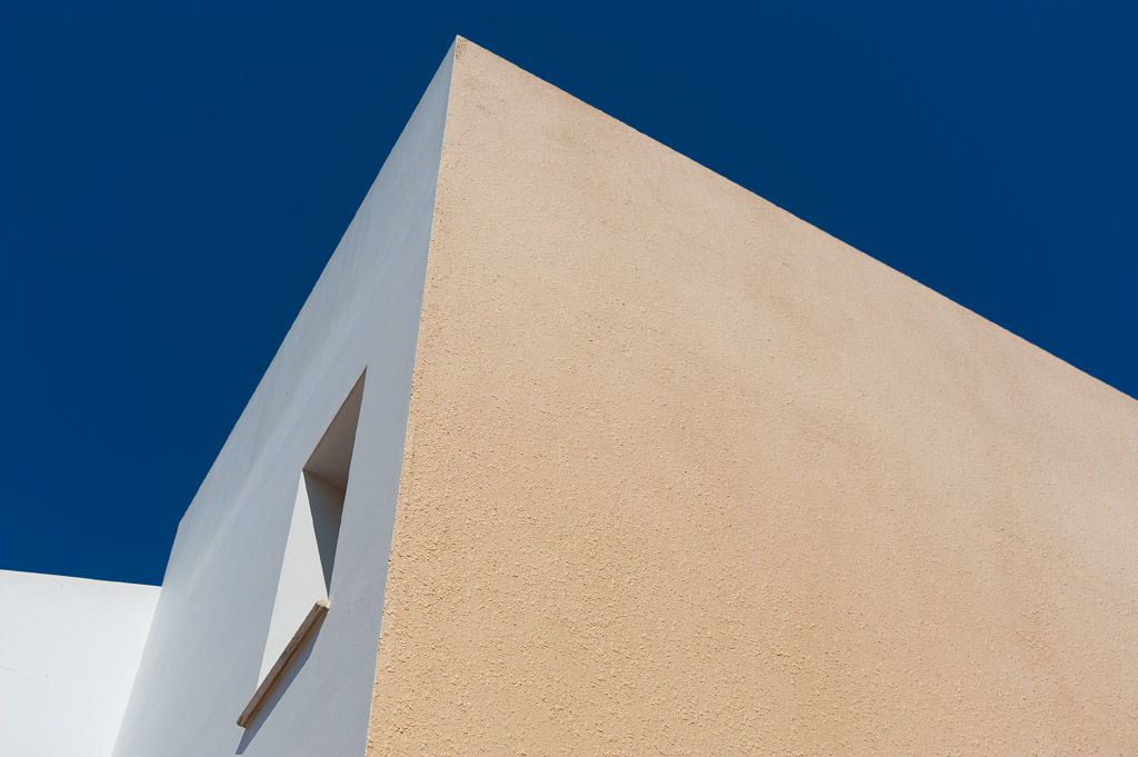 19th - Clean Lines