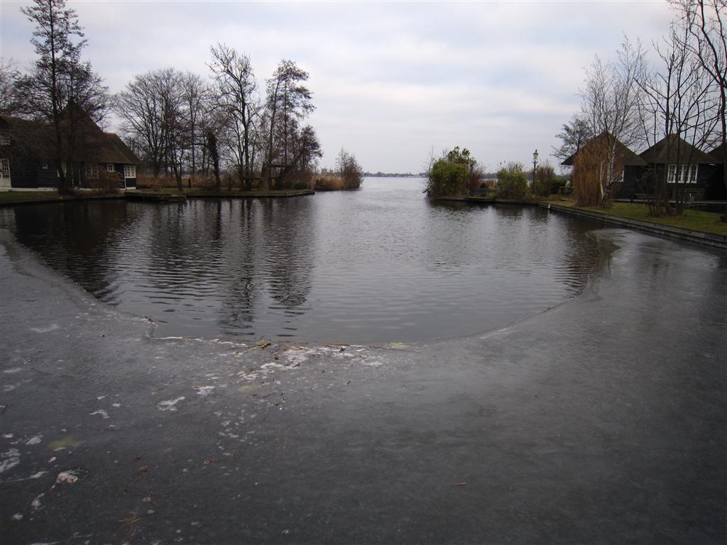 020 - achter het water ligt de vijfde plas