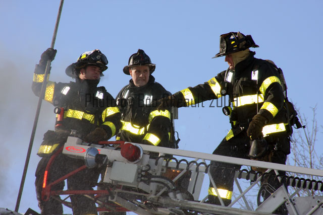 Leominster, MA - Working Fire - 35 Fairmont Pl. - 1/27/2009