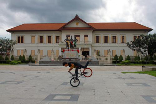 1198 Biker Chiang Mai.jpg