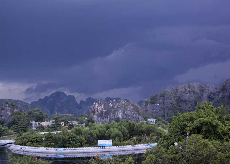 Tam Coc before a storm