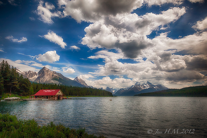 Maligne Lake Boathouse