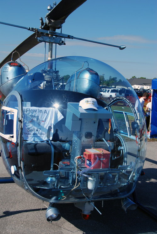 Bell 47 helicopter ( N1159W )