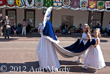 La Reina on the Plaza