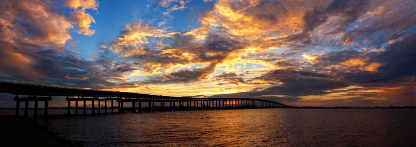 under the bridge pano 2.jpg