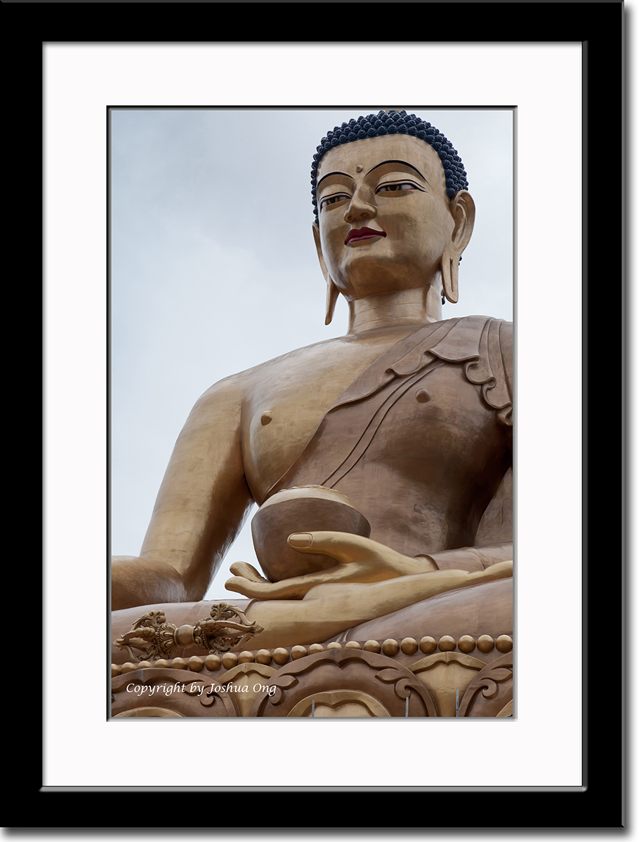 Huge Buddha Statue