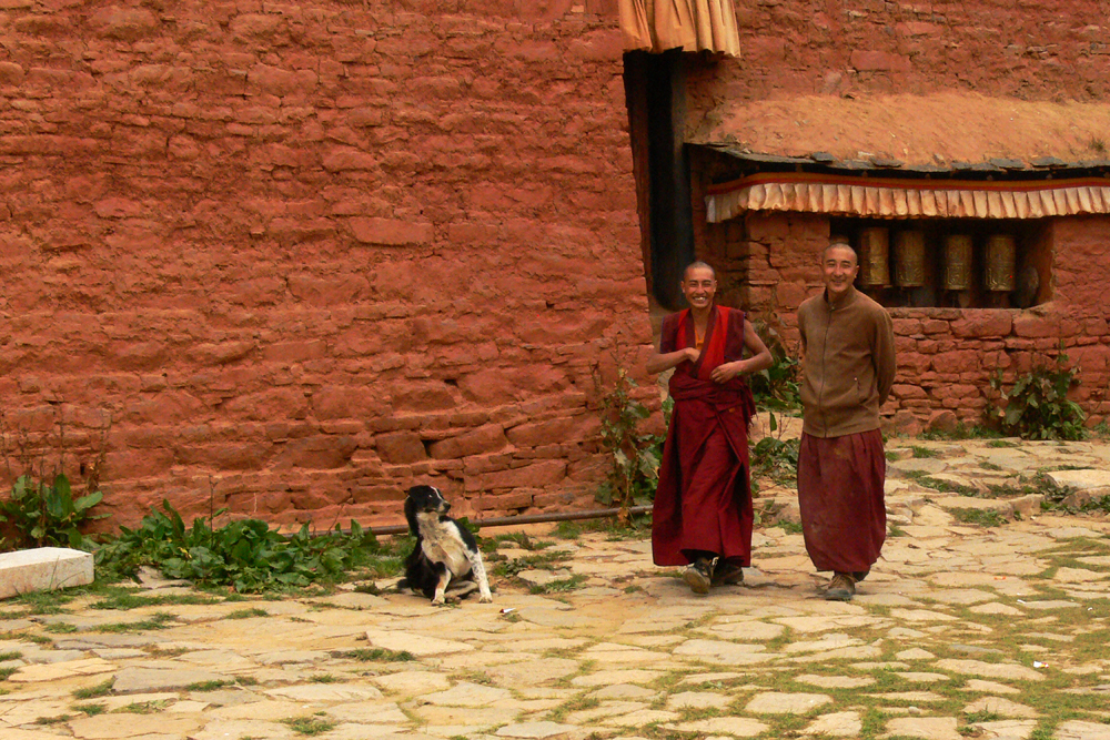 Two monks at Reting