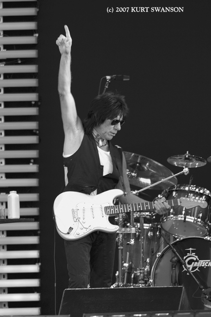 JEFF BECK