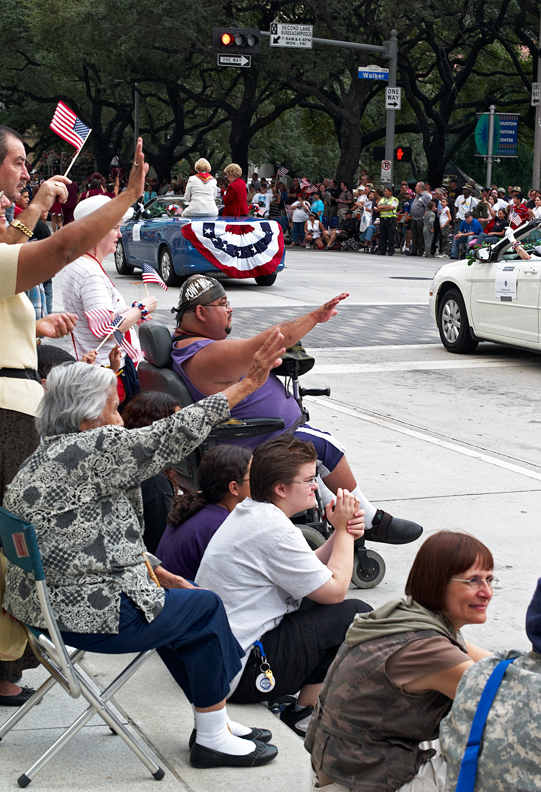 parade spectators 01