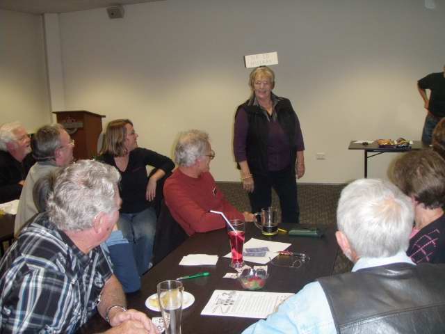 090827 Ulysses Quiz night 25.JPG