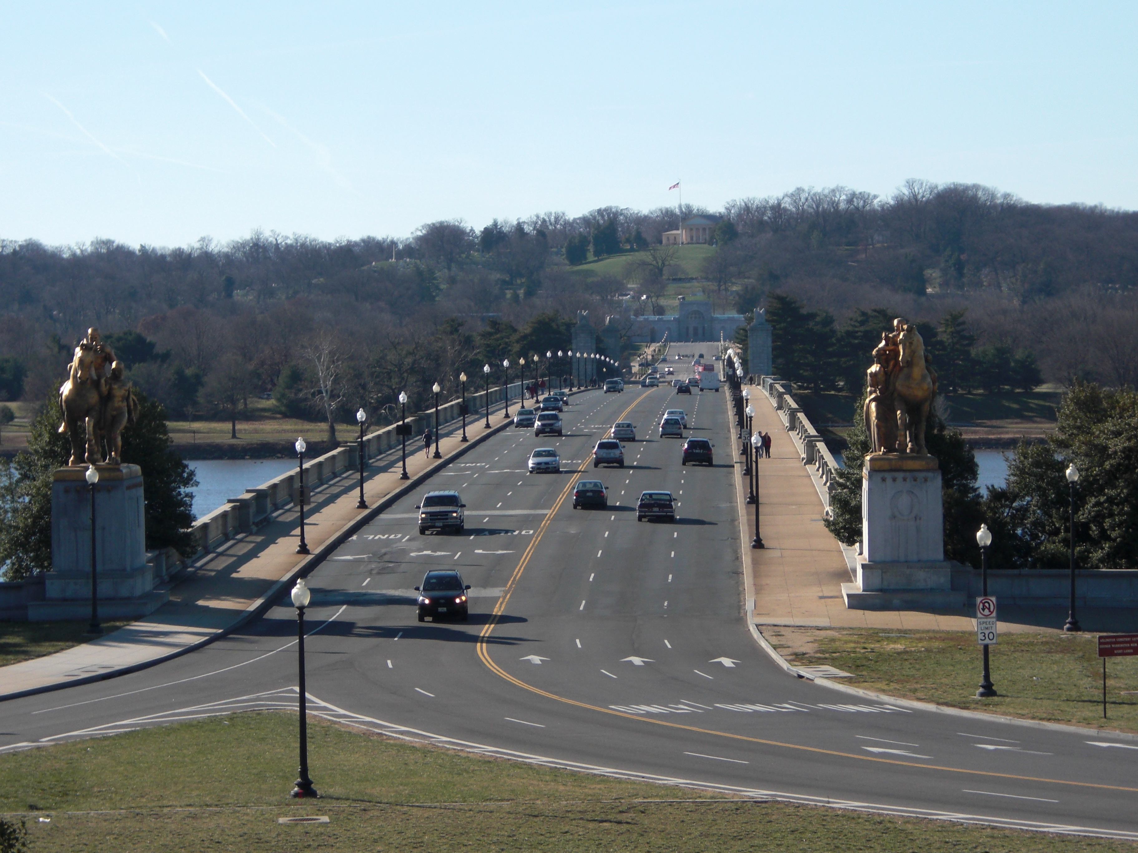 Heading to Arlington Cemetery