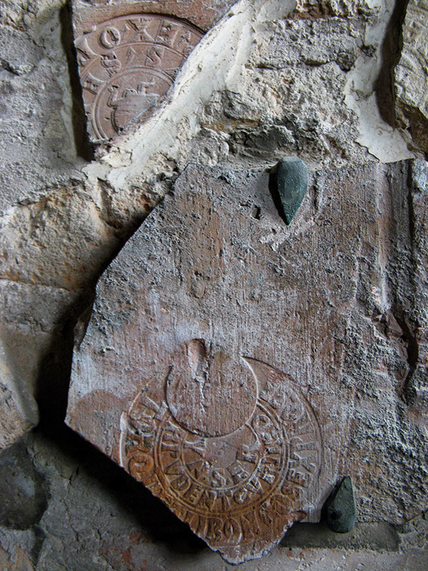 Roman tile with signature7271
