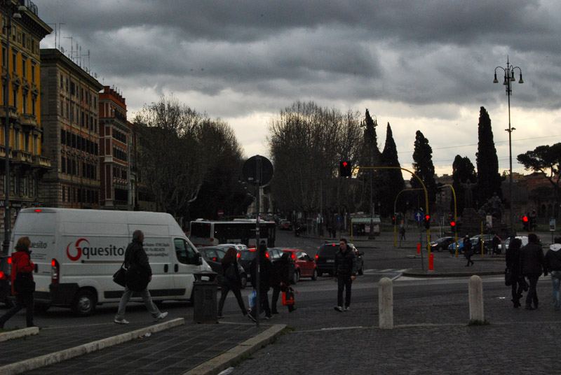 Looking toward Santa Croce from the Piazza Porta San Giovanni4778