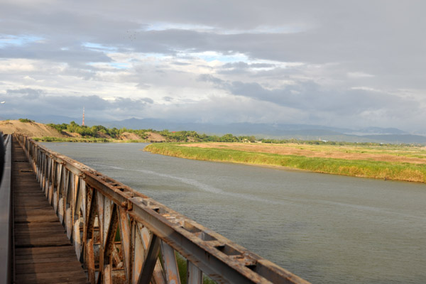 Laoag River near La Paz