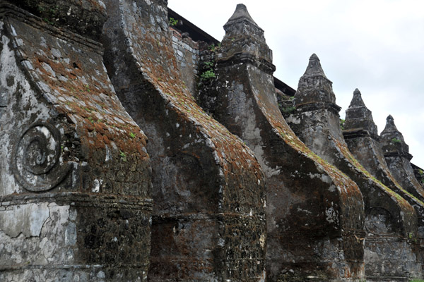 Massive butresses of Paoay Church helped it withstand earthquakes in 1706 and 1927