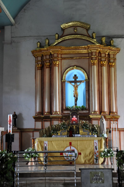 Main altar, Paoay Church