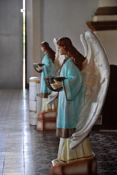 Holy water angels, Paoay Church