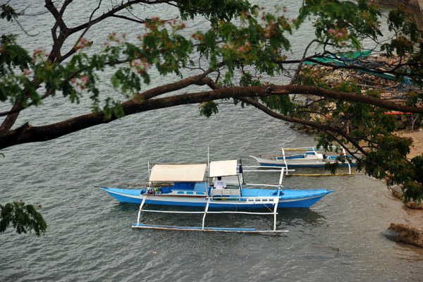 We told our boat to wait for a couple of hours while we explored Culion