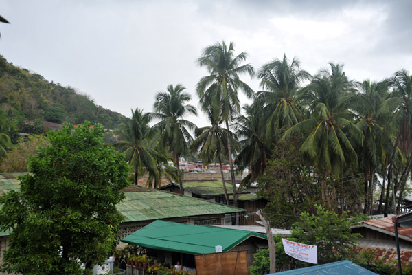 Tin roofs and palm trees, Culion (Palawan)
