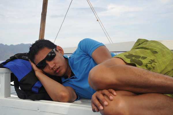 Resting on the cruise to Kayangan Lake on Coron Island