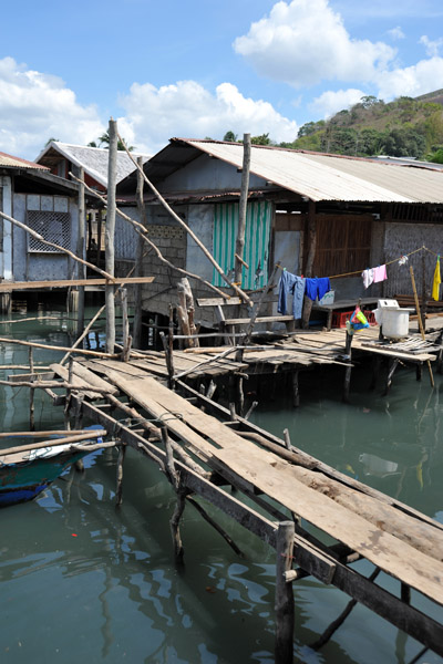 Rickety walkway, Coron