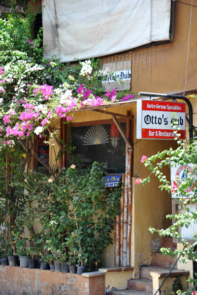 Otto's Pub, run by an Austrian expat