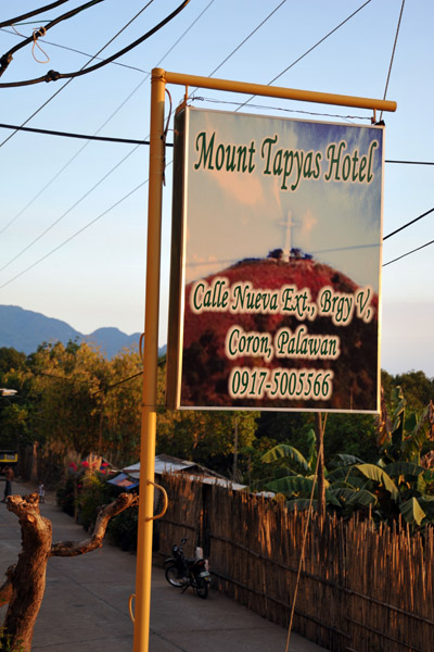 Mount Tapyas Hotel, Coron Town