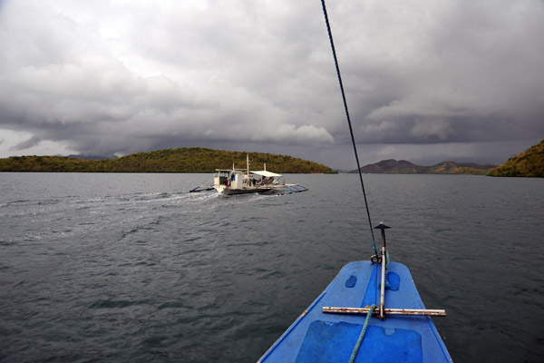 Heading into the channel between Uson and Baquit Islands