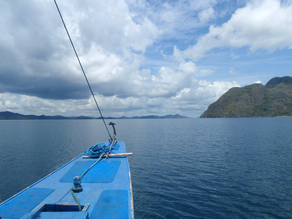Sailing out of Coron Town for a second day of wreck diving