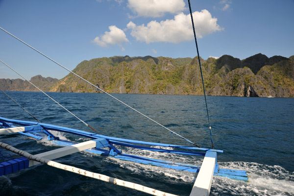 Banca sailing off Coron Island