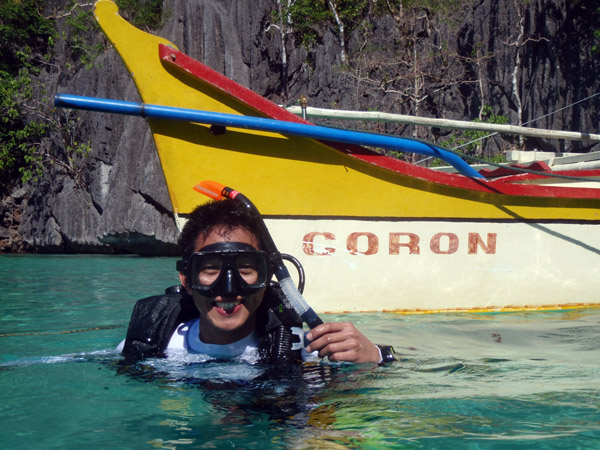 Dennis with one of the small bancas, Coron Island