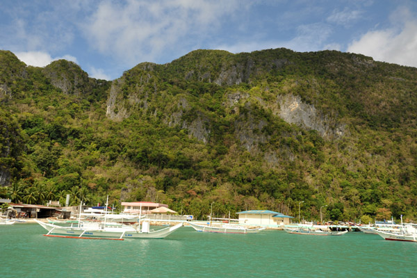 South end of El Nido town towards the port