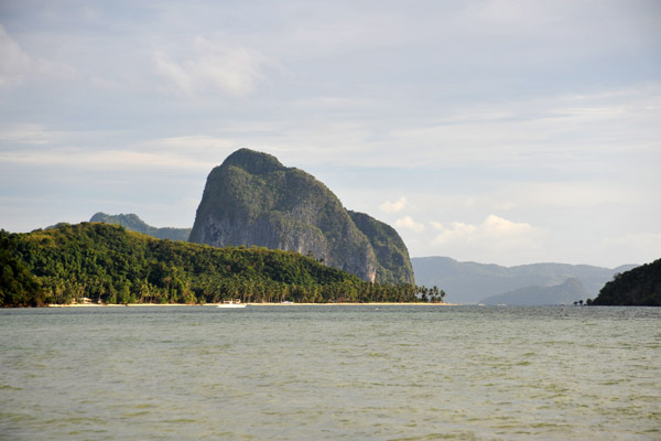 Inabuyatan Island from Corong-Corong Beach